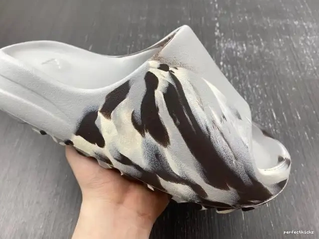 Adidas Slide GZ5553 Yeezy 0531
